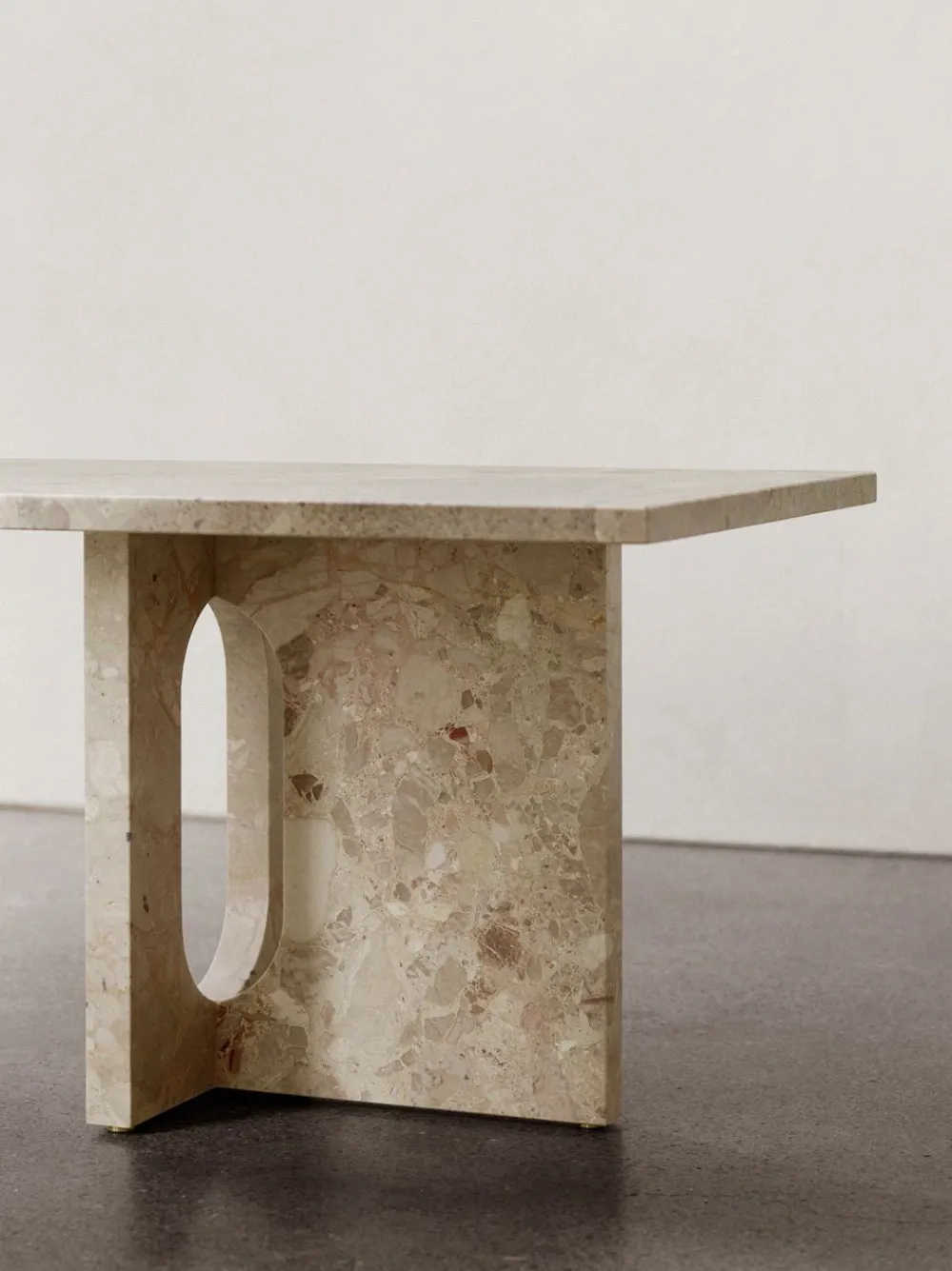 Audo Copenhagen Androgyne Lounge Table Kunis Brescia Sand Stone Fashion