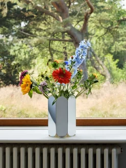 HAY Arcs Vase Mirror Hot