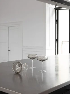 Louise Roe Champagne Coupe | Single Cut