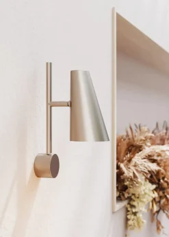 Woud Cono wall lamp -