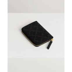 By Malene Birger Elia Coin