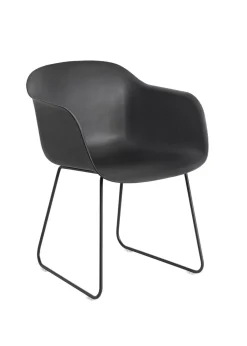 Muuto Fiber Chair - Sled Base Black/Black Outlet