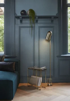 AYTM Globe Flowerpot