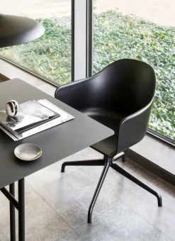 Audo Copenhagen Harbour Dining Chair / Black Star Base w. Swivel Black - Verkauf von Lagerbeständen Fashion