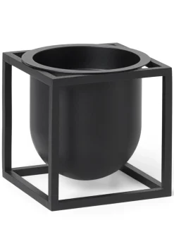 Audo Copenhagen Kubus Flowerpot Black Hot