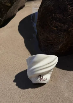 Studio Aarhus Mother cup swan shiny