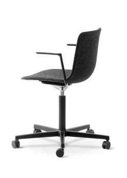 Fredericia Furniture Pato Office Armchair 4032 by Welling/Ludvik - Full Upholstery Hallingdal 180 Outlet