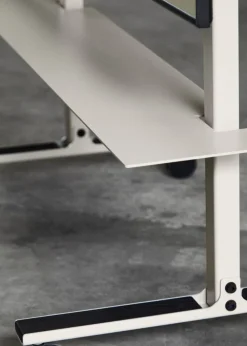 Pedestal Plate shelf