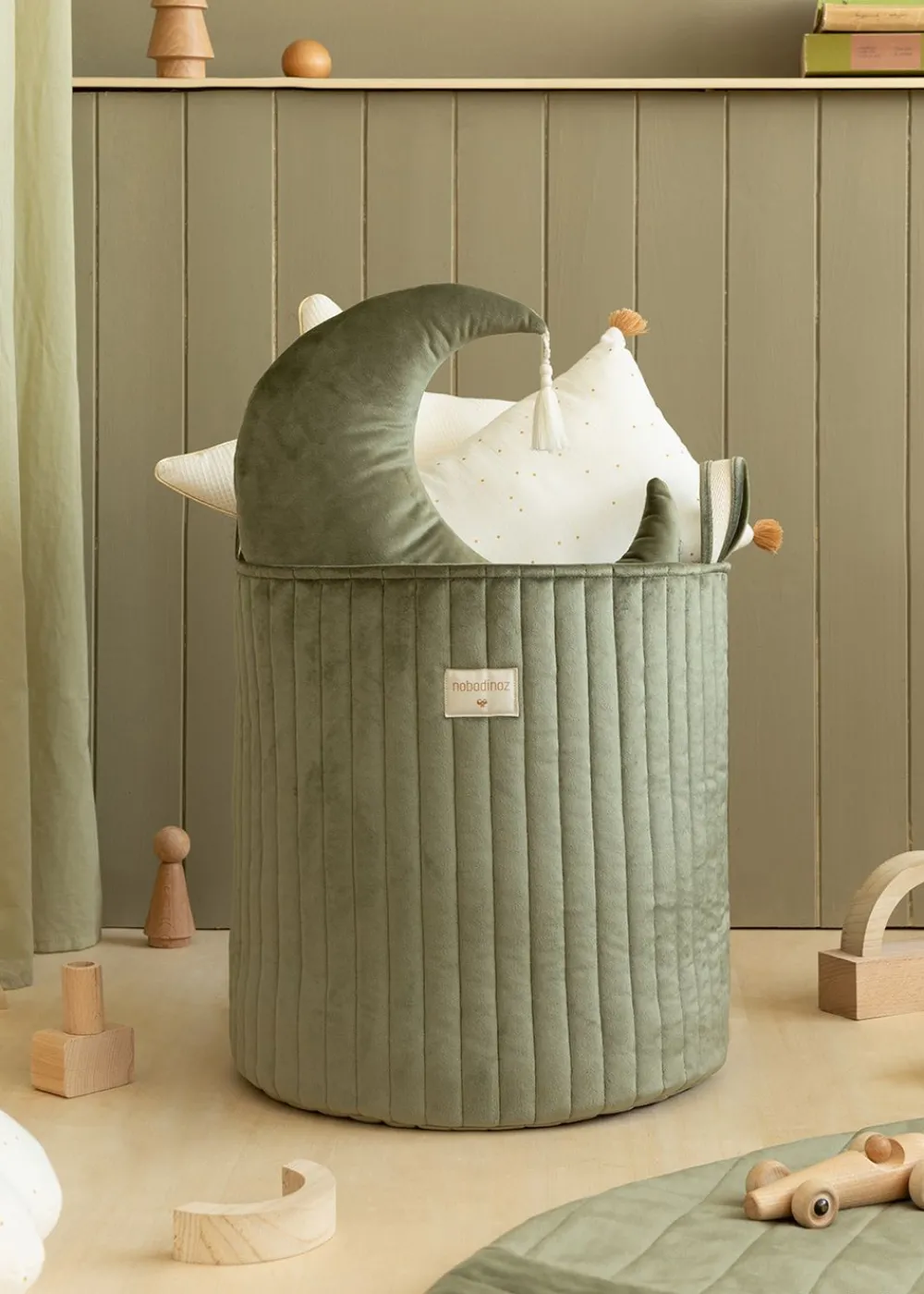 Kinder Nobodinoz Savanna Toy Bag