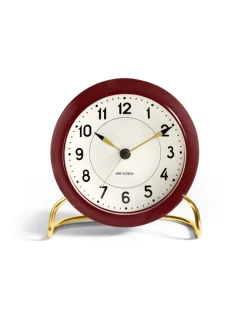 Arne Jacobsen Station Vægur Table clock bordeaux/white Clearance
