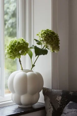 AYTM UVA Vase Cream Online