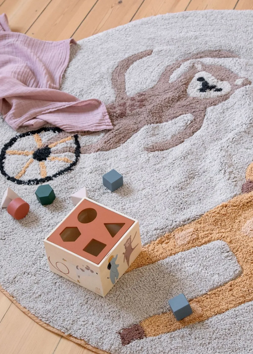 Sebra Wooden Shape Sorter Toes/Builders Outlet