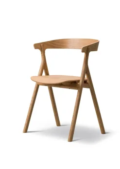 Fredericia Furniture Yksi Chair 3340 by Thau & Kallio